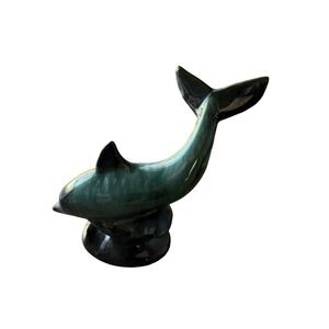 Vintage Blue Mountain Pottery Dolphin Tail Up Glazed Terracotta 7" Tall‎